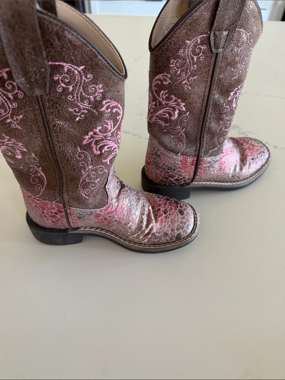 Old West Metallic Brown and Pink Girls Western Boots